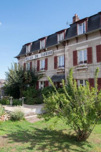 RELAIS DU TAURION : Hotels proche de Saint-Pierre-Chérignat