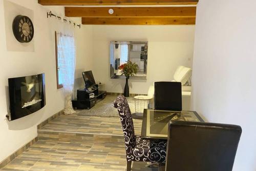 Calme dans Maison de village 60M2 super confort : Appartements proche de Digne-les-Bains