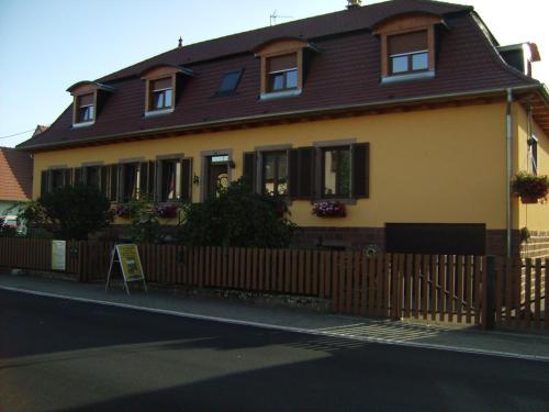 chez monika : Appartements proche d'Ernolsheim-lès-Saverne