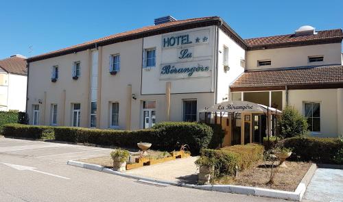 Hôtel La Bérangère : Hotels proche de Pérouges