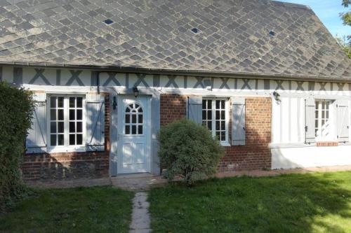 charmante maison normande luneray : Maisons de vacances proche de Vénestanville