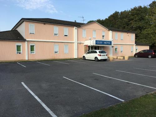 Glisy Hôtel : Hotels proche de Guyencourt-sur-Noye