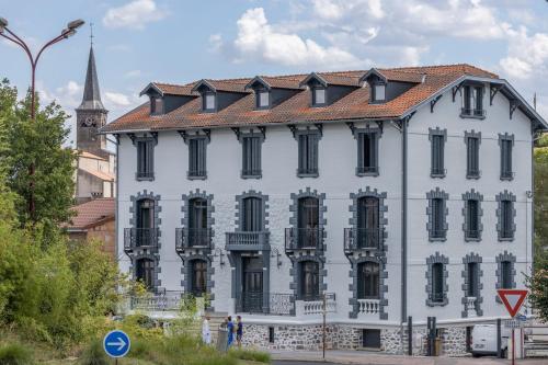 Résidence Plaisance : Appartements proche d'Artonne