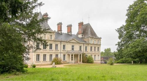 Chateau L' Escale : Maisons de vacances proche de Saint-Herblon
