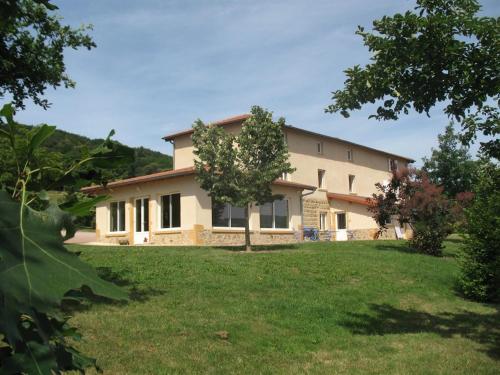 La Ferme Du Chapi : Maisons d'hotes proche de Saint-Clément-sur-Valsonne