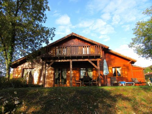 Tidy chalet in the woods of the beautiful Dordogne : Chalets proche de Souillac