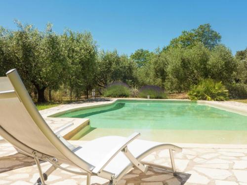 Charming cottage with swimmingpool in a vineyard : Maisons de vacances proche d'Autignac