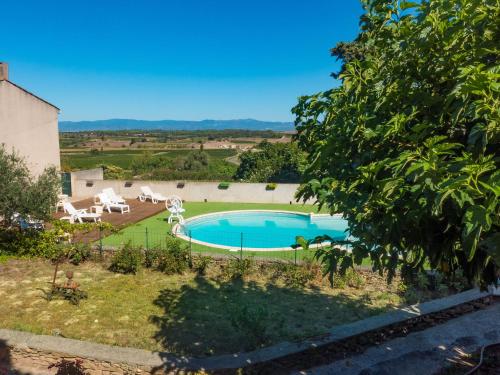 Stone cottage on an active wine growing estate with a swimming pool : Maisons de vacances proche de Montbrun-des-Corbières