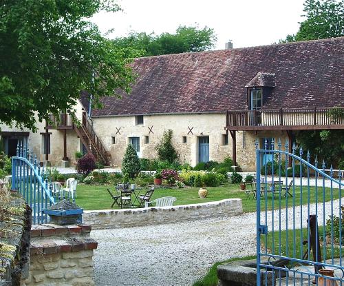Le Domaine de la Cour : Maisons d'hotes proche de Le Bouillon