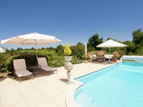Countryside villa in Polaca with private pool : Villas proche d'Orgedeuil