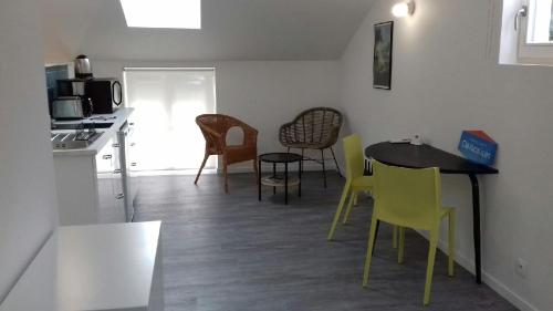 Studio rénové et équipé 2 personnes Le canardeau : Appartements proche d'Ancy-sur-Moselle