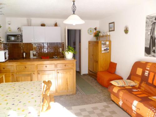 Appartement d'une chambre avec balcon a Enchastrayes : Appartements proche de Saint-Dalmas-le-Selvage