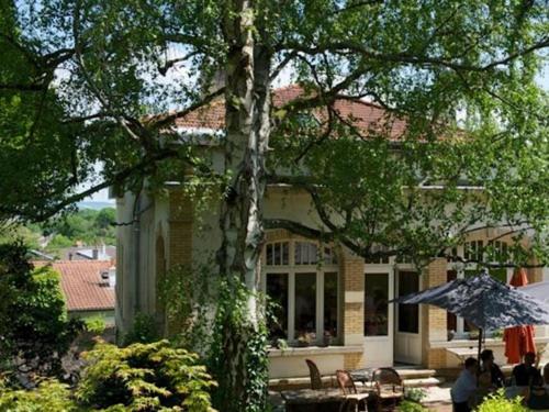 Le Clos Jeannon : B&B / Chambres d'hotes proche de Clérey-sur-Brenon