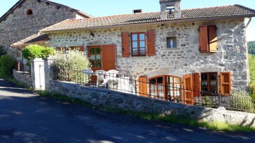Maison de 3 chambres avec jardin clos a Saint Pal de Senouire : Maisons de vacances proche de Mazerat-Aurouze