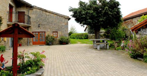 la maison de pierre : Maisons de vacances proche de Montfaucon-en-Velay