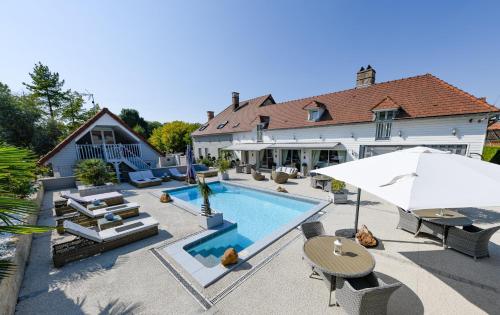 Villa de la Croix : B&B / Chambres d'hotes proche de Bouy-Luxembourg