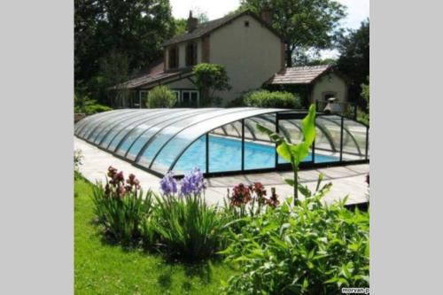 Grande maison de campagne en Bourgogne ! : Maisons de vacances proche de Frasnay-Reugny