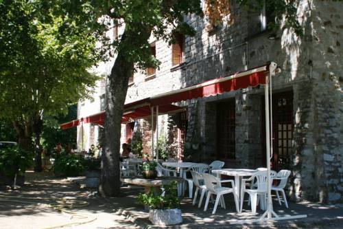 Hôtel - Pub Le Petit Bosquet : Hotels proche de Casanova