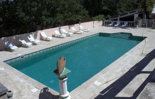 La Cadière : Hotels proche de La Roque-d'Anthéron