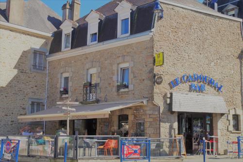 Le Cadoudal : Hotels proche d'Auray