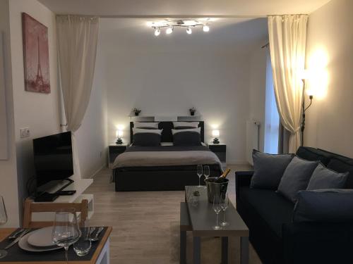 HOUSE COSY ONE : Appartements proche de Gonesse