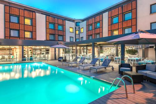 Holiday Inn Toulouse Airport, an IHG Hotel : Hotels proche d'Aussonne