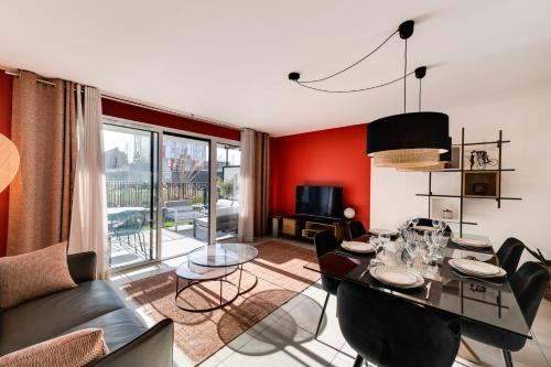 Le Reposoir - New 2 bedroom apartment with terrace & garage : Appartements proche d'Annecy-le-Vieux