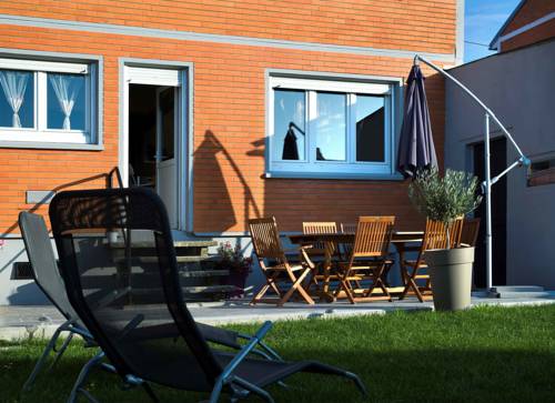 La Maison Orange : Maisons de vacances proche d'Ablain-Saint-Nazaire