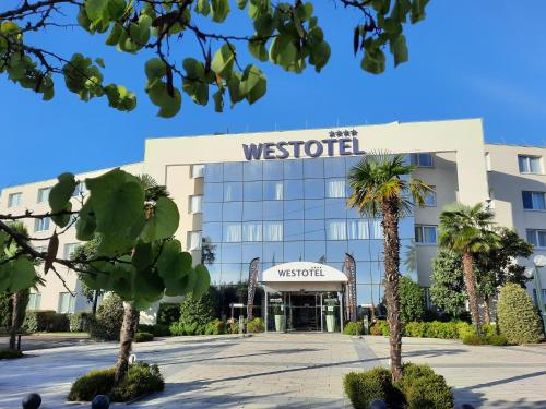 Westotel Nantes Atlantique : Hotels proche de La Chapelle-sur-Erdre