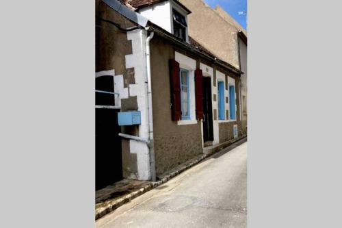 Our home in the medieval village of Sancerre : Maisons de vacances proche de Saint-Andelain