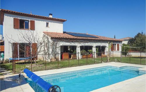 Awesome Home In Canet With 5 Bedrooms, Wifi And Outdoor Swimming Pool : Maisons de vacances proche de Saint-André-de-Sangonis