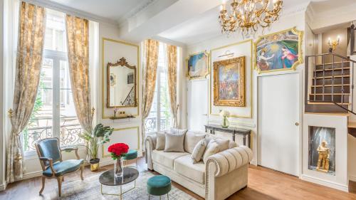Royale 3 Bedroom, 2 Bathroom Apartment With AC - Louvre : Appartements proche du 2e Arrondissement de Paris