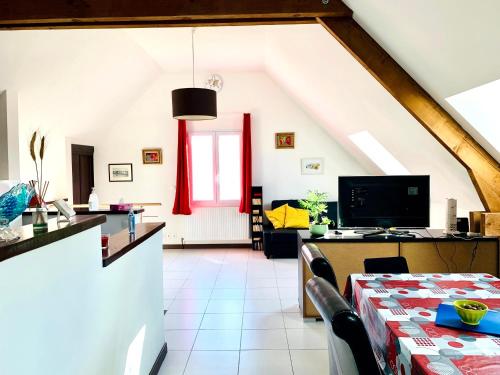 Le Paraty - Maison indépendante 72 m2 : Appartements proche de Pont-Sainte-Maxence