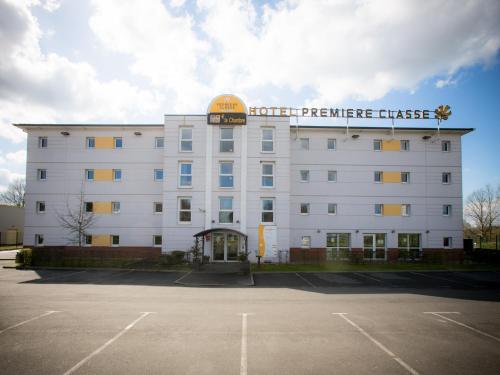 Premiere Classe Lisieux : Hotels proche de Courtonne-les-Deux-Églises