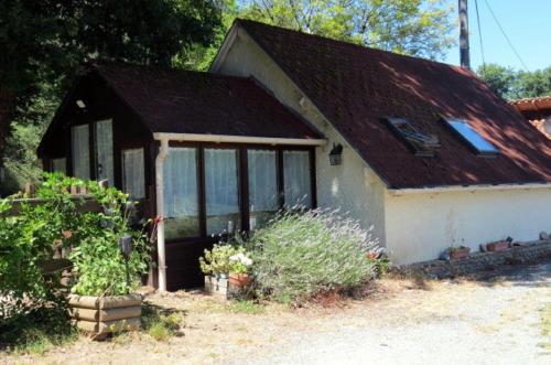 River Cottage : Maisons de vacances proche de Châteauponsac