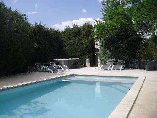 Gîte de charme piscine et SPA en Provence : Maisons de vacances proche de Blauvac