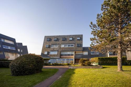 Le Pavois - appartement à 50 mètres de la mer : Appartements proche de Saint-Aubin-sur-Mer