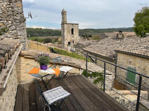 Paradis de Provence, Maison Orange : Maisons de vacances proche de Verfeuil