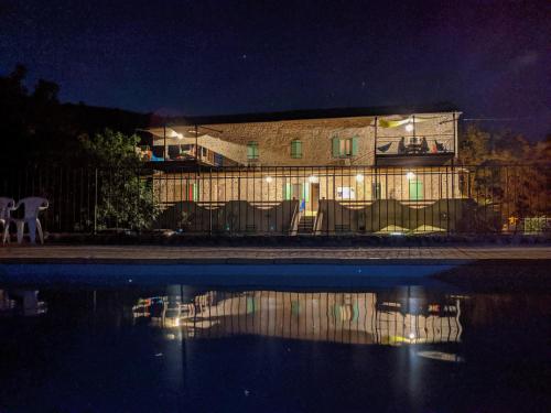 La Maison du Chassezac : Maisons de vacances proche de Malarce-sur-la-Thines
