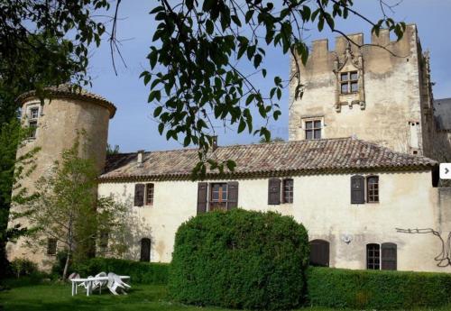 Concièrgerie du Château d'Allemagne En Provence : Maisons de vacances proche d'Esparron-de-Verdon