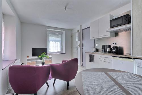Appartement 2 pièces pleins de charmes (Géorgie) : Appartements proche de Courcelles-lès-Montbéliard