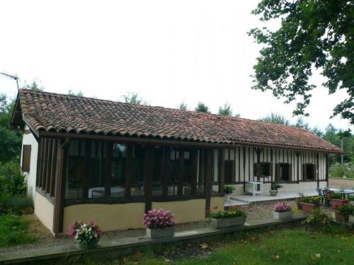 Gîte Bascons, 3 pièces, 4 personnes - FR-1-360-184 : Maisons de vacances proche d'Eyres-Moncube