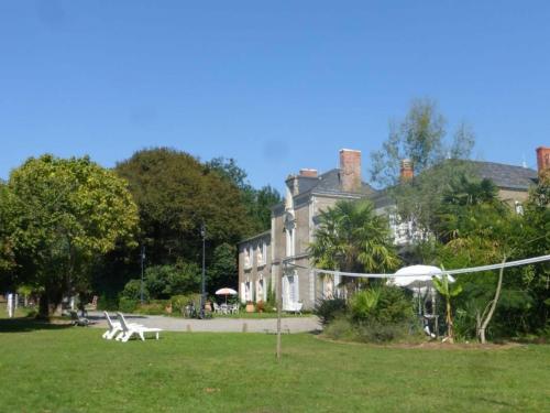 Gîte Le Champ-Saint-Père, 4 pièces, 10 personnes - FR-1-426-238 : Maisons de vacances proche d'Aubigny