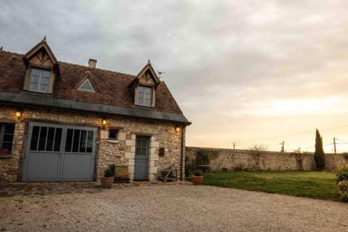 Longère Touraine Anjou : Maisons de vacances proche de Savigné-sur-Lathan