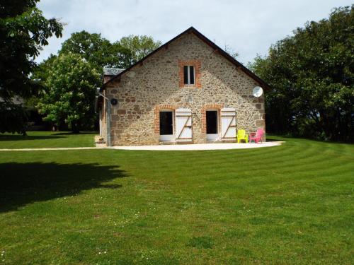 Gîte La Peyre : Maisons de vacances proche de Bénévent-l'Abbaye