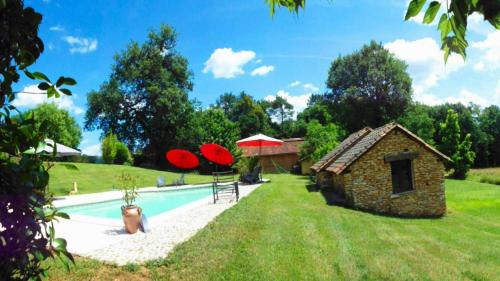 Gites Le Pagus : Maisons de vacances proche de Peyrillac-et-Millac