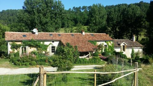 Romantic Mill Cottage 30 min from Bergerac France : Maisons de vacances proche de Vallereuil