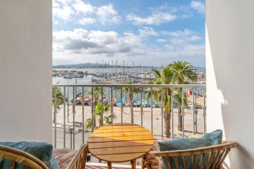 Charming studio with balcony and sea view in Sanary-sur-Mer - Welkeys : Appartements proche de Sanary-sur-Mer