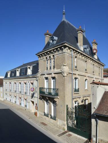 Hotel Castel Jeanson : Hotels proche de Châlons-en-Champagne