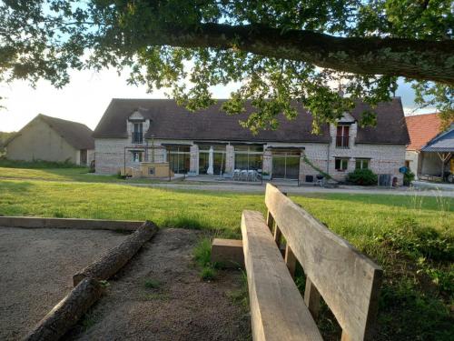 Gîte Chaumont-sur-Tharonne, 4 pièces, 10 personnes - FR-1-491-98 : Maisons de vacances proche de La Ferté-Beauharnais